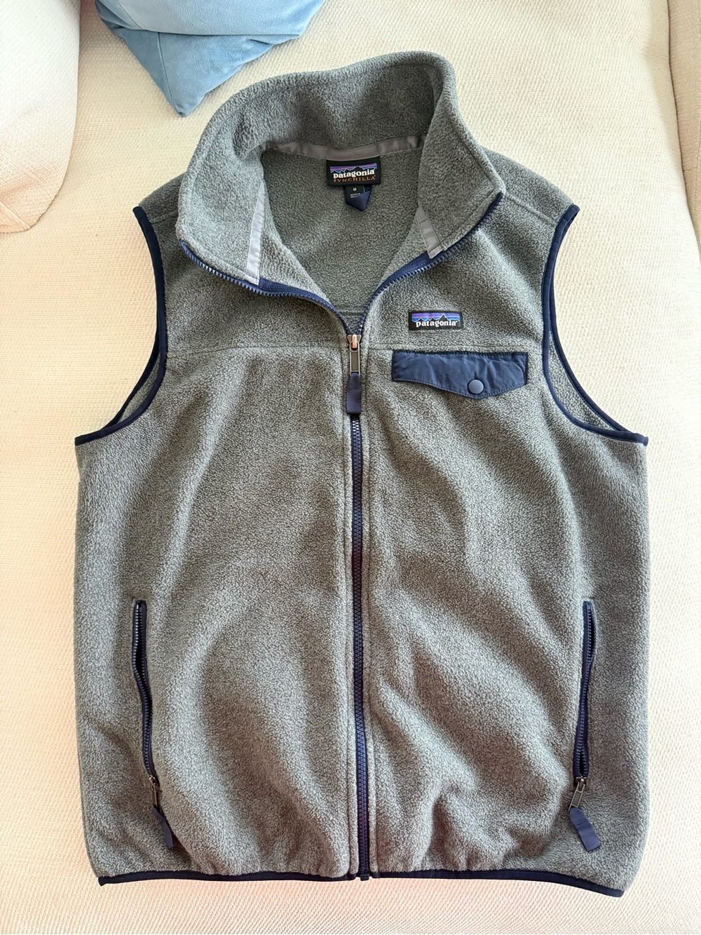 Patagonia Men’s Synchilla Vest in Grey